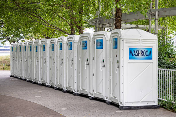 Best Emergency porta potty rental  in South Bend, IN